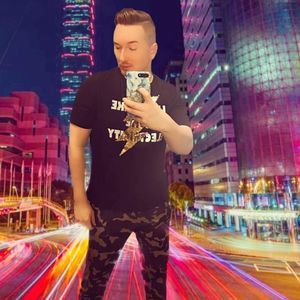 Meet your Posher, Sean michael